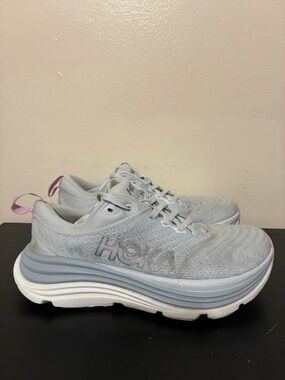 Hoka One One Gaviota 5 running shoes in the Sea Ice/Pink Twilight size 5.5